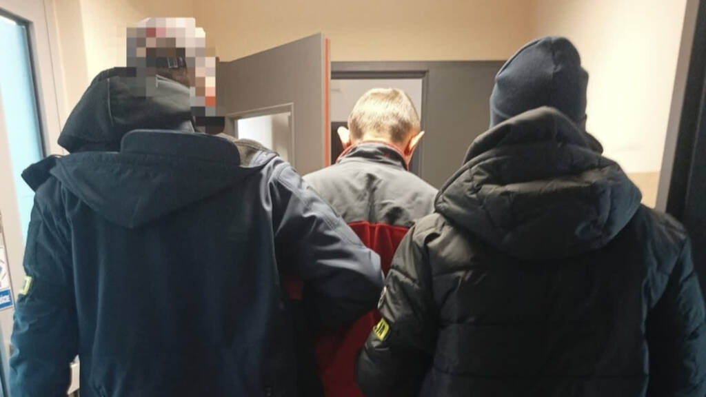 340 263982 2025 04 09 213542