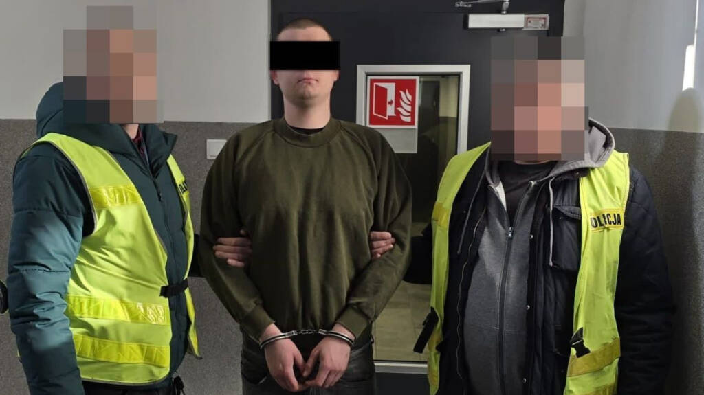 353 263832 2025 04 08 210330