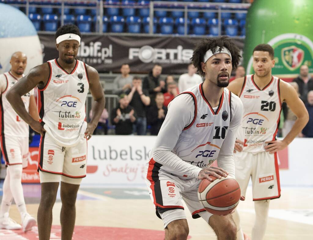 6k3d8307 2025 04 25 220149