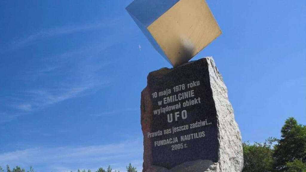 800px emilcin pomnik 2024 05 10 112125 2025 04 29 113436