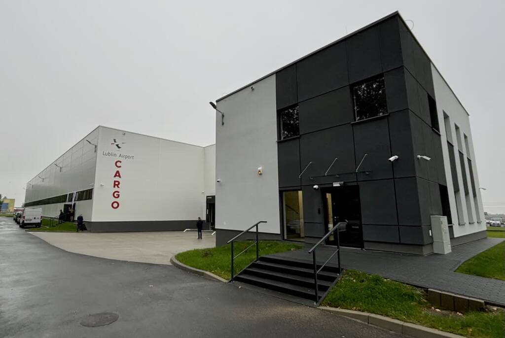 cargo 1 2024 10 11 160654 2025 04 14 200157