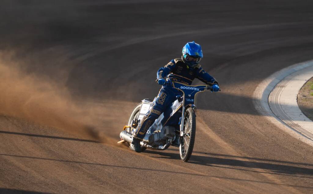 dsc 4474 2025 04 17 235111 2025 04 18 134442