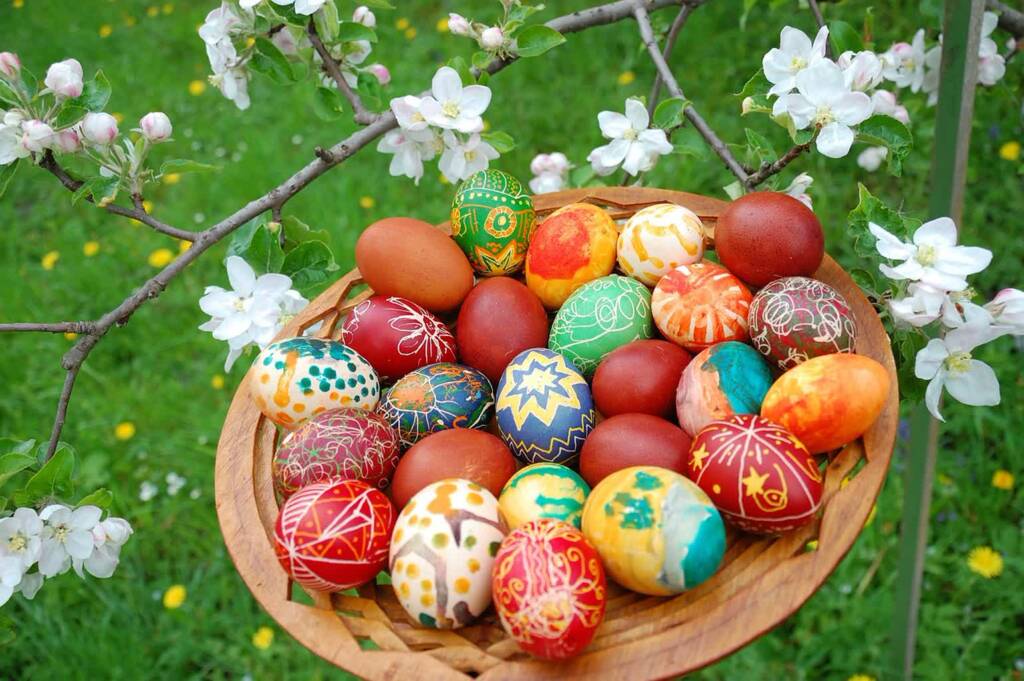 easter eggs 7121715 1280 2025 04 19 203050