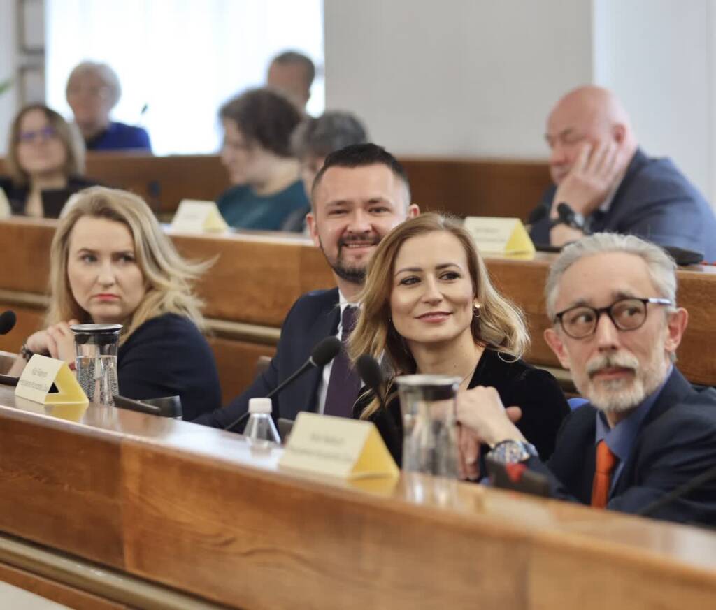 img 2515 2025 04 10 192706