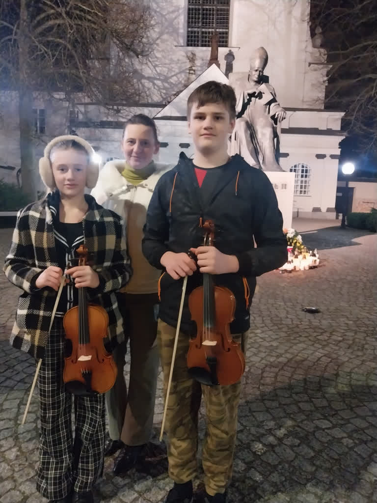 Bialczanie uczcili pamięć Jana Pawła II 3 JP II 2.jpg