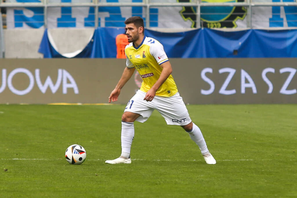 lw1 1722 2025 04 04 220722