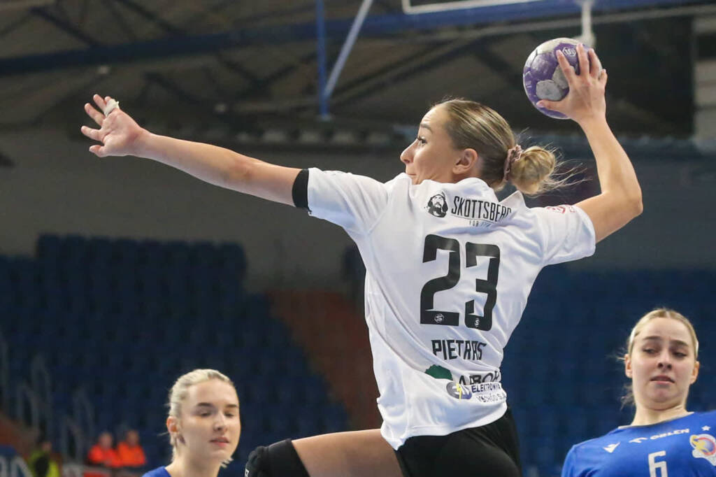 lw1 9698 2025 04 03 202512