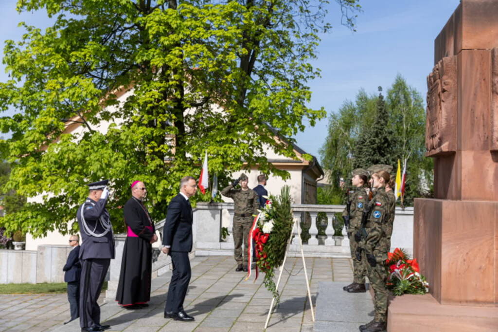 Rozpoczęło się uroczyste zgromadzenie posłów i senatorów z okazji 1000-lecia koronacji pierwszego króla Polski 1 net 25425115 2025 04 25 121243
