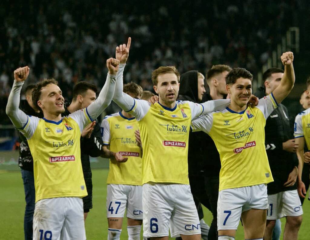 p1010689 2025 04 12 204519