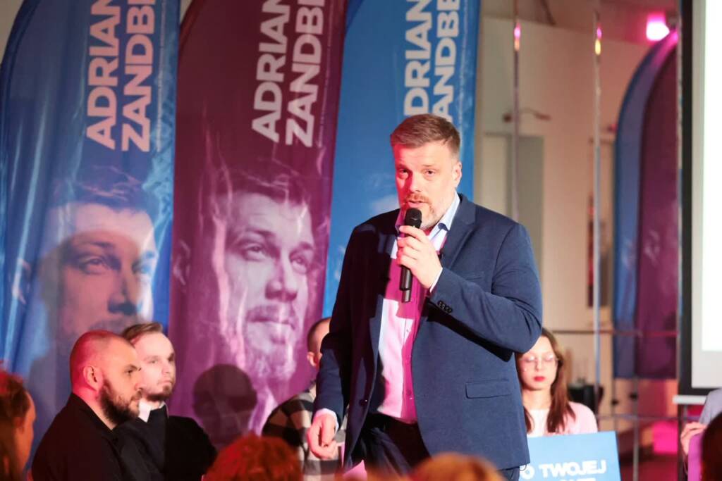 "To grozi zapaścią ochrony zdrowia". Adrian Zandberg o ustawie obniżającej składkę zdrowotną dla przedsiębiorców 1 pm zandberg 220225 012 2025 04 10 135238