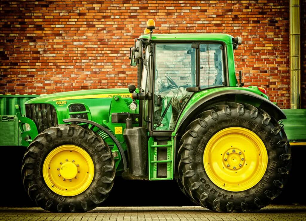 tractor 2077639 1280 2025 04 22 145149