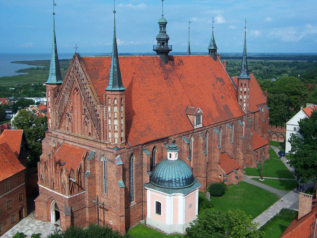 22.05.2025 Ekspresem przez historię 1 1280px frombork katedra 01 2025 05 22 071825
