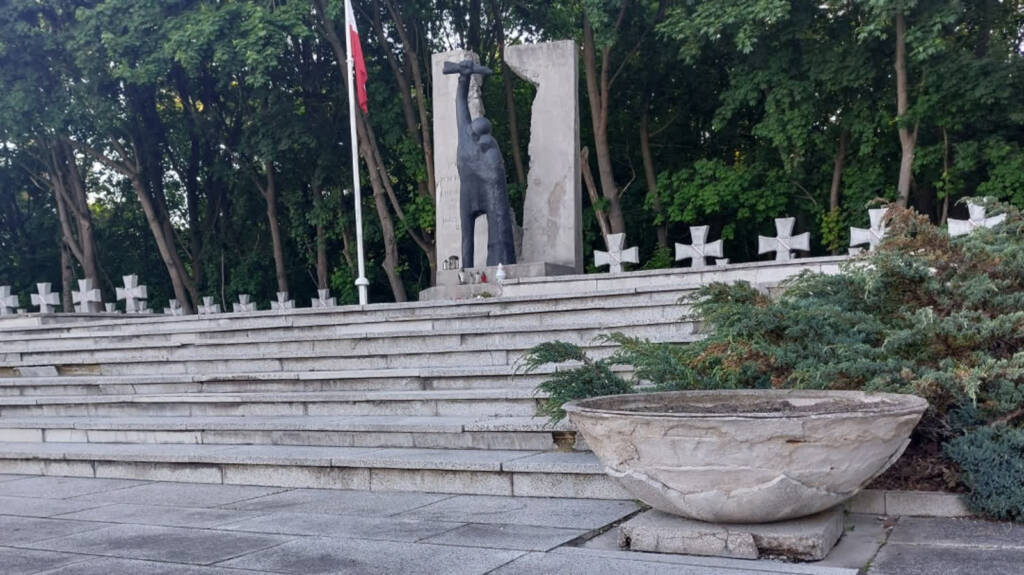 20250521 061638 2025 05 21 174440