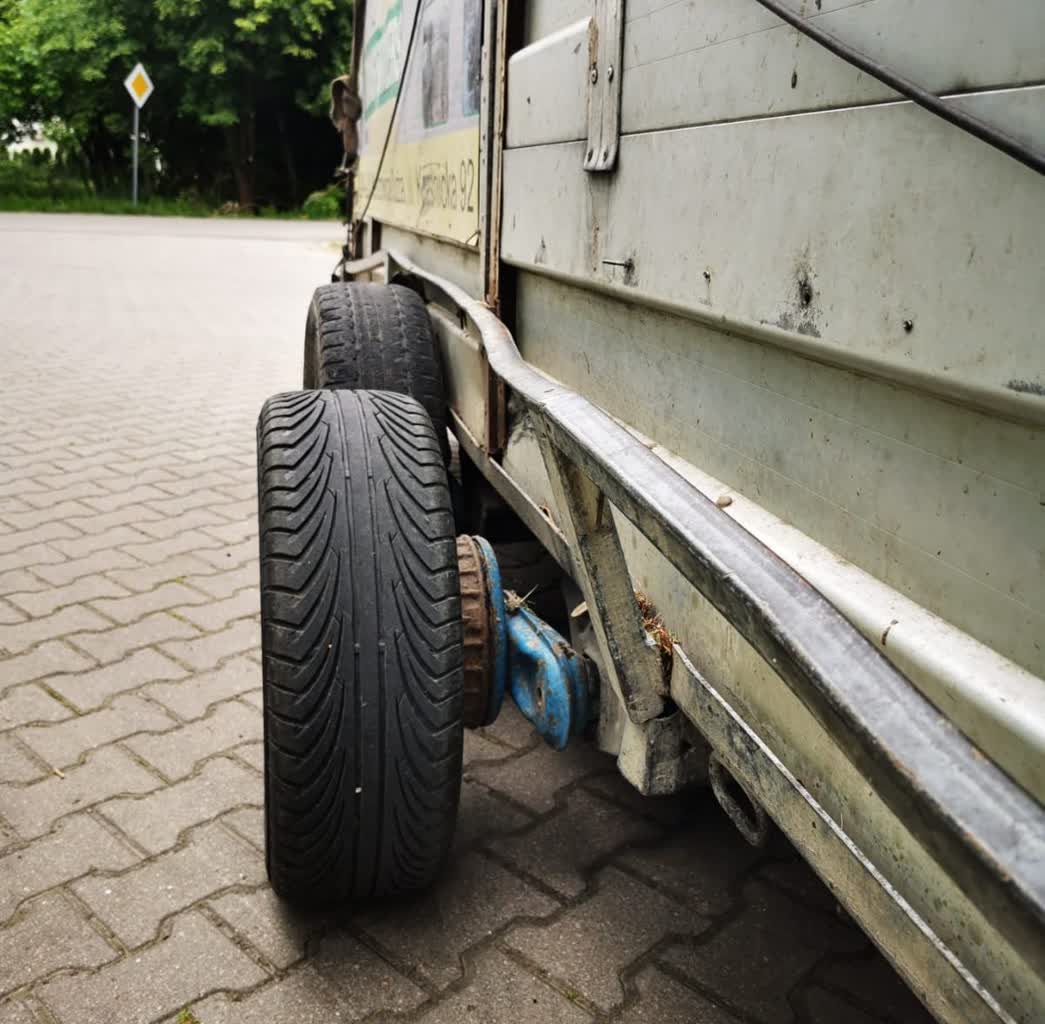 Jaki pan, taki kram. Kierowca i pojazd bez wymaganych dokumentów 3 350-267479.jpg