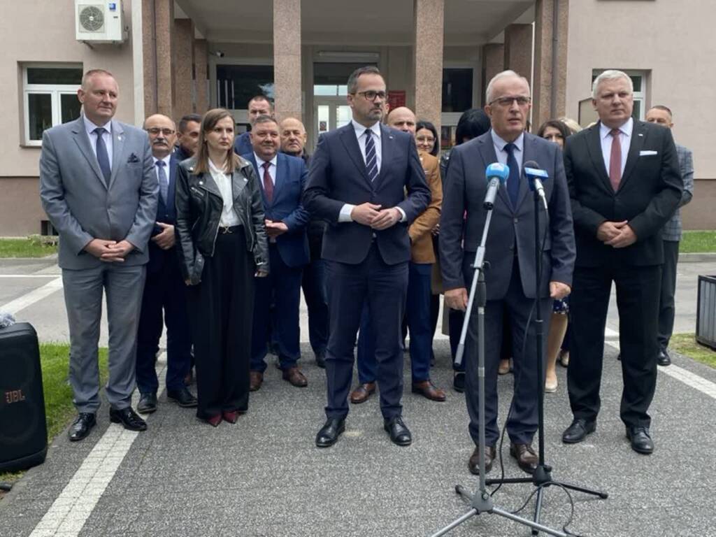 494359344 692981006475617 120790441131987768 n 2025 05 09 184427