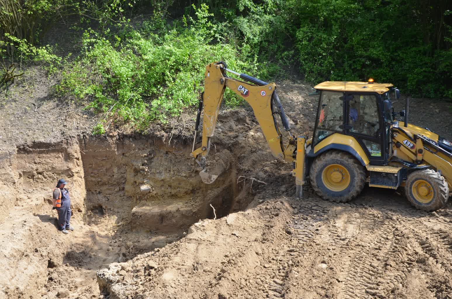 Górki Czechowskie: kolejny etap prac poszukiwawczych IPN 2 495682329_1128610809294051_1509579788976557788_n.jpg