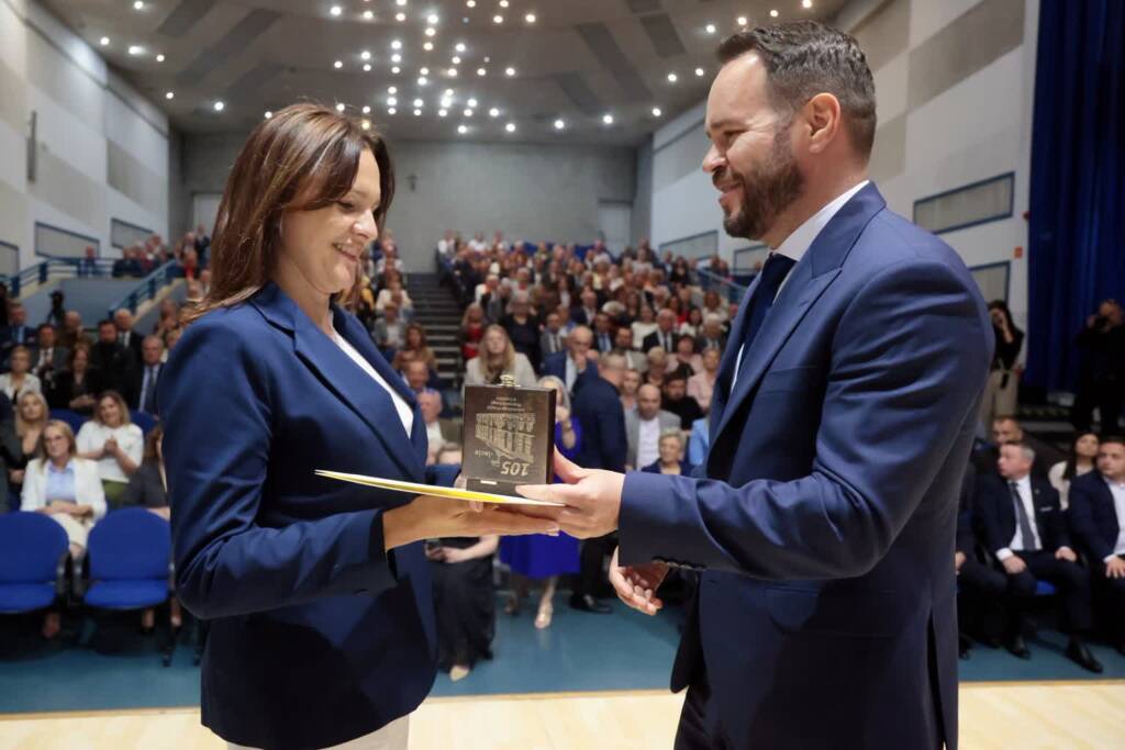 501053555 1024648939855139 3473708830122160029 n 2025 05 30 221106