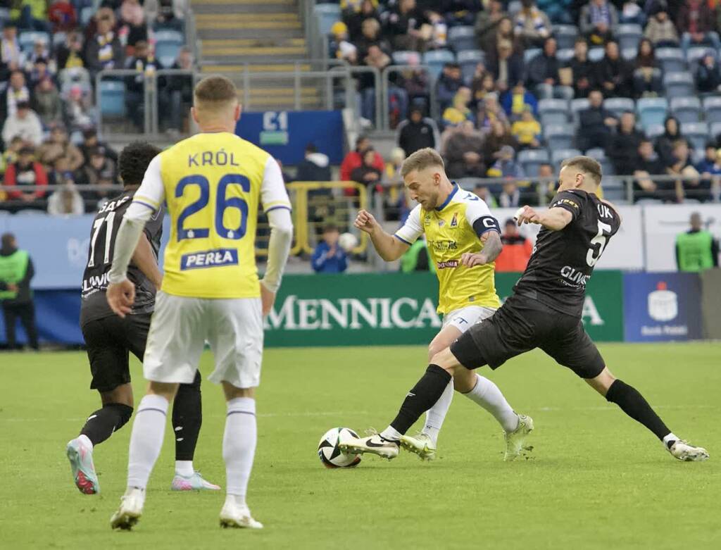 6k3d4533 2025 05 09 222742