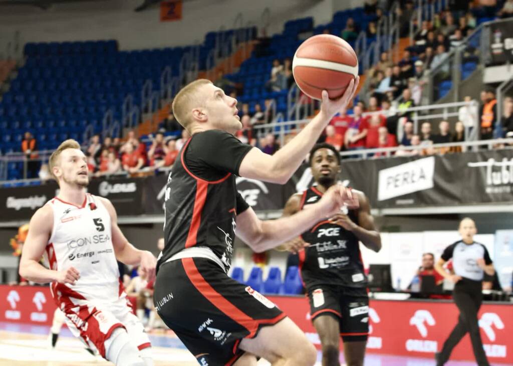 6k3d6190 2025 05 24 231128