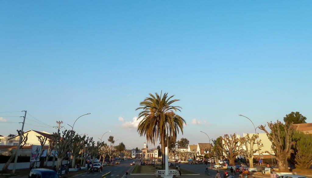 antsirabe grande avenue with station building 2025 05 11 123426