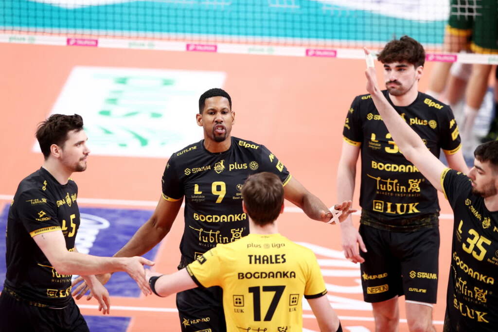 mid 25507763 2025 05 09 220322