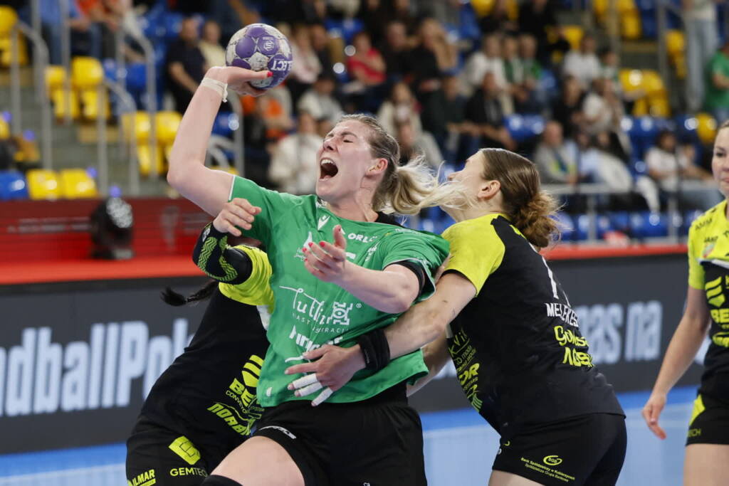 mid 25517342 2025 05 18 125708