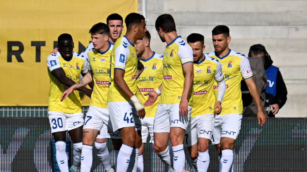 mid 25524563 2025 05 24 194900