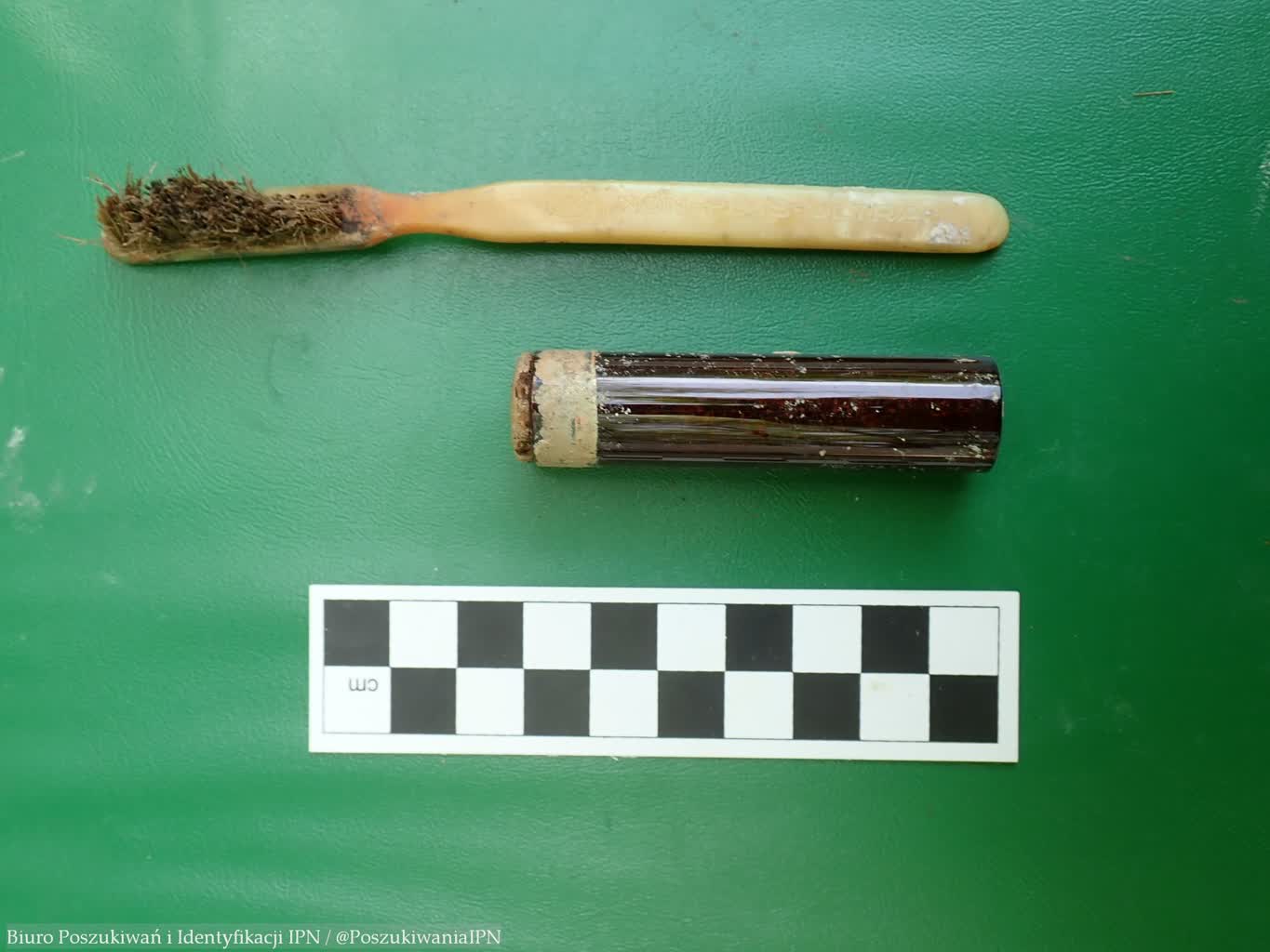 IPN na Górkach Czechowskich. Odnaleziono kolejne szczątki 4 103-77355.jpg