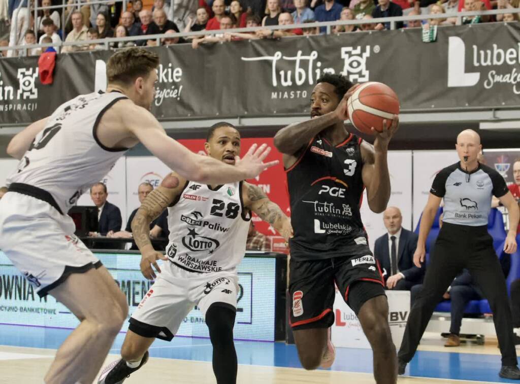 14.06.2025 Radiowe studio sportowe 1 6k3d0216 2025 06 12 064553 2025 06 13 131148