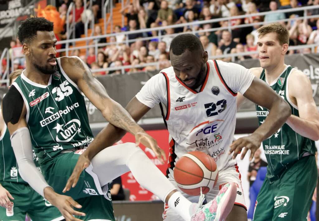 6k3d0887 2025 06 19 070345