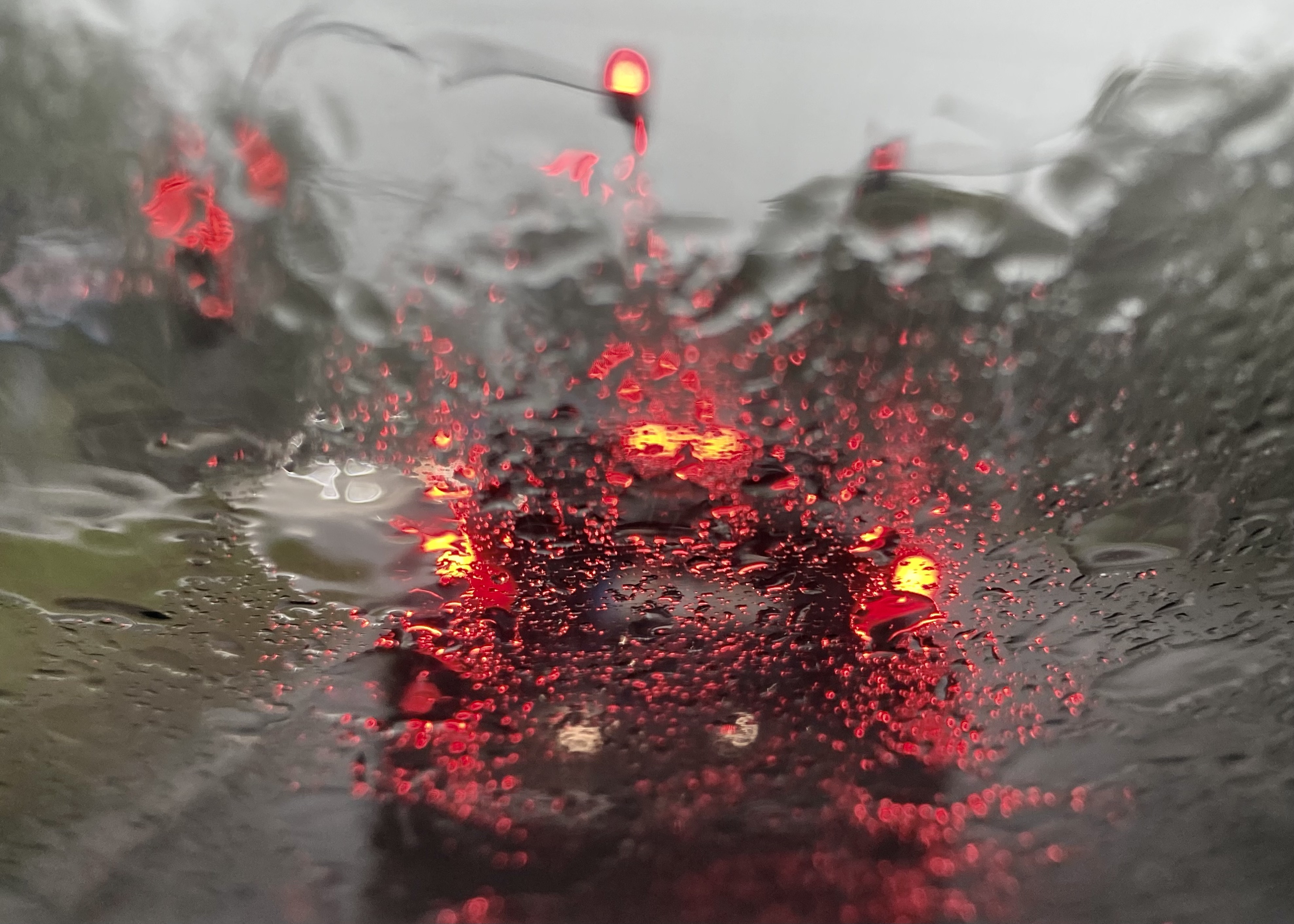 Nad region nadciągają burze z gradem. Synoptycy ostrzegają
