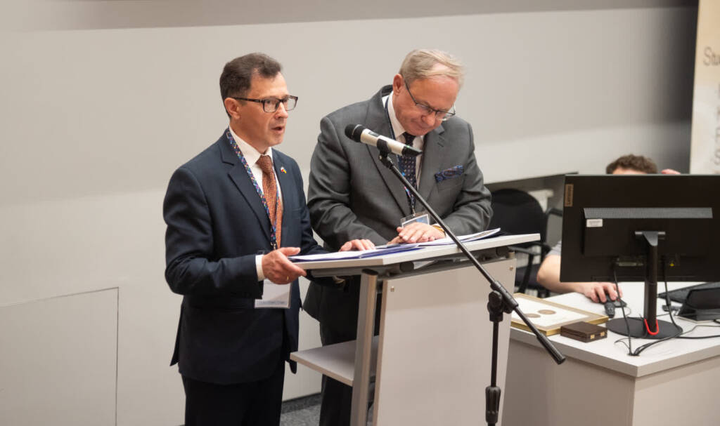 kra11 2025 06 05 194742