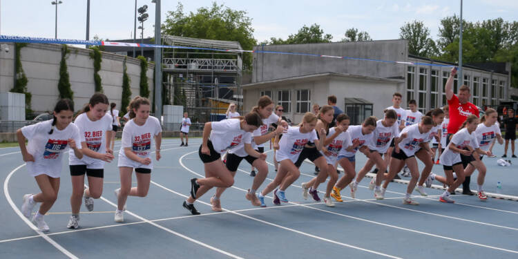 lw1 6929 2025 06 08 110219