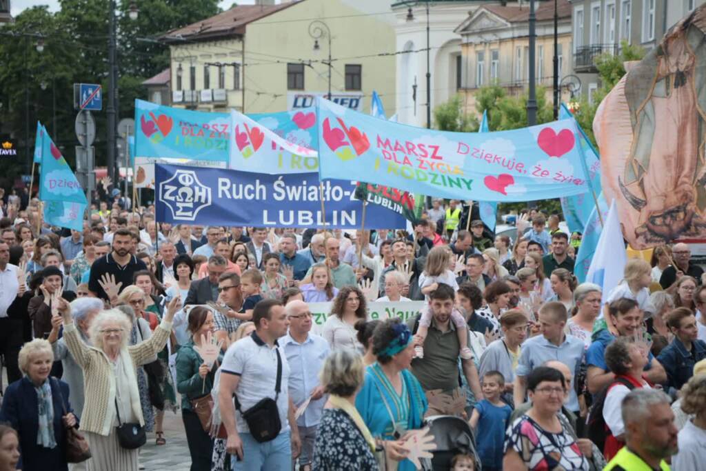 marsz 7 2025 06 08 201202