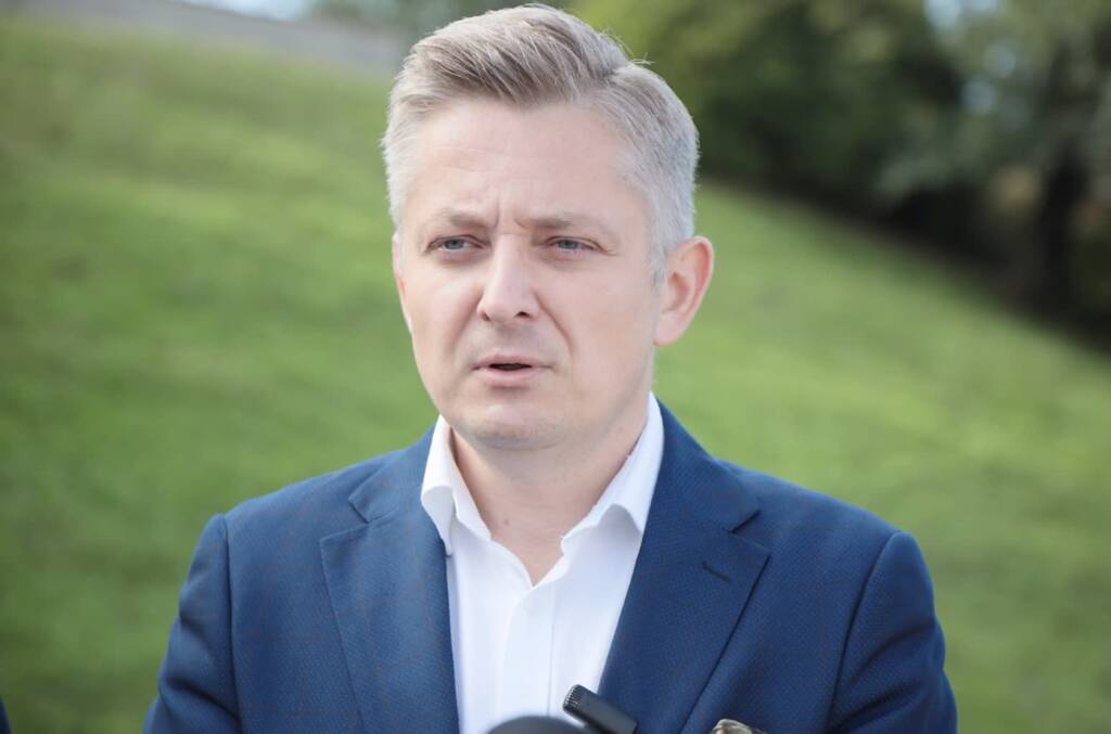 Jakub Stefaniak o rozmowach koalicyjnych ws. rekonstrukcji rządu: Nie chodzi o personalia 1 psl 040923 006 2025 06 30 155531