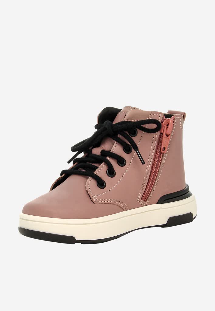 Trampki dziewczęce na lato: Jak wybrać obuwie, które pokocha Twoja córka? 4 3.jpg