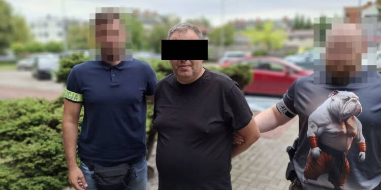 Miał wyłudzić ponad 2,5 miliona złotych. 52-latek odpowie za oszustwo 1 350 272465 2025 07 28 145841