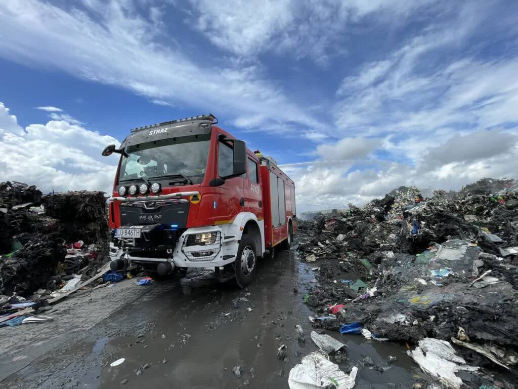 Zakład wznowił pracę. Sytuacja po pożarze w powiecie kraśnickim 1 515438999 1070691991861523 5883696049612599626 n 2025 07 29 120224