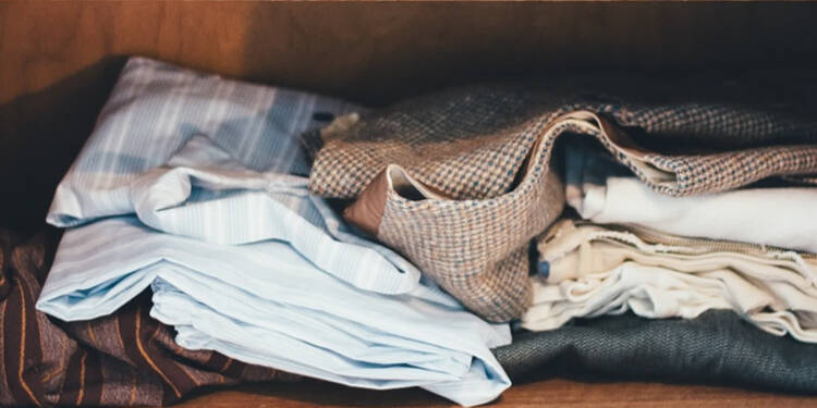 cabinet 1853504 1280 2025 07 08 142513