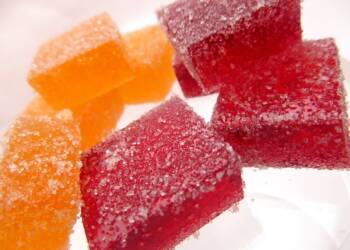 candies 93988 1280 2025 07 30 100021