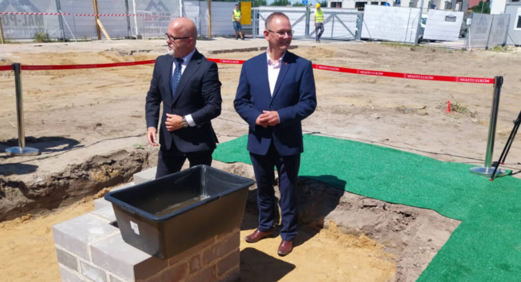 Chętnych było bardzo dużo. W Łukowie powstaną mieszkania na wynajem z możliwością wykupu 1 lukow 4 2025 07 01 220713