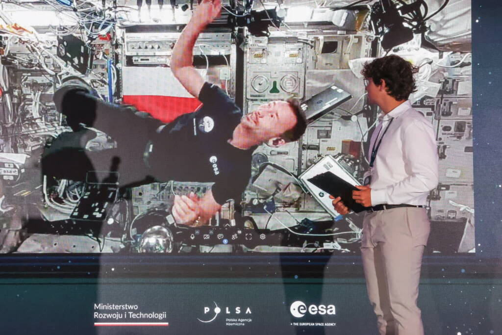 mid 25702138 2025 07 02 173455