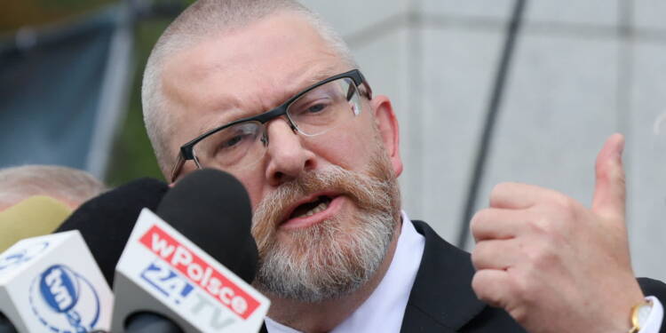 mid 25723197 2025 07 23 172610