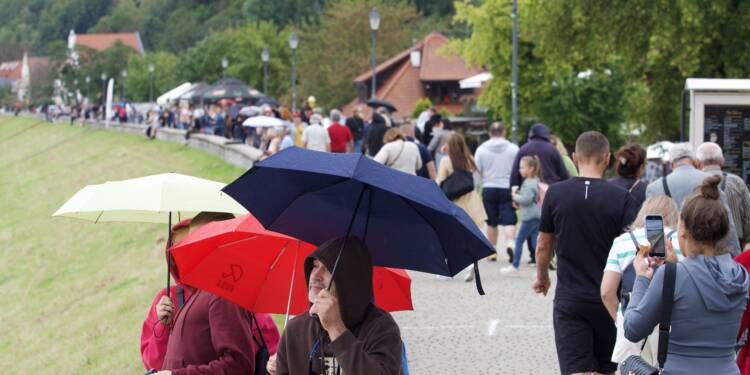 Nieprzewidywalność, z którą musimy się liczyć. Kapryśna pogoda wpływa na ruch turystyczny 1 OLYMPUS DIGITAL CAMERA