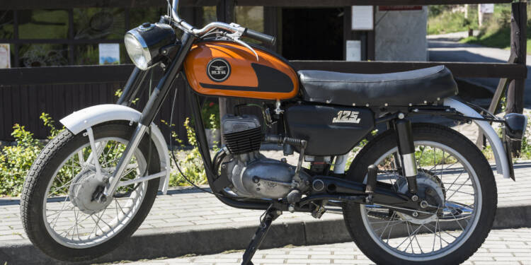 Miłośnicy "wuesek" spotkają się w Świdniku 1 2016 Motocykl WSK 125 1