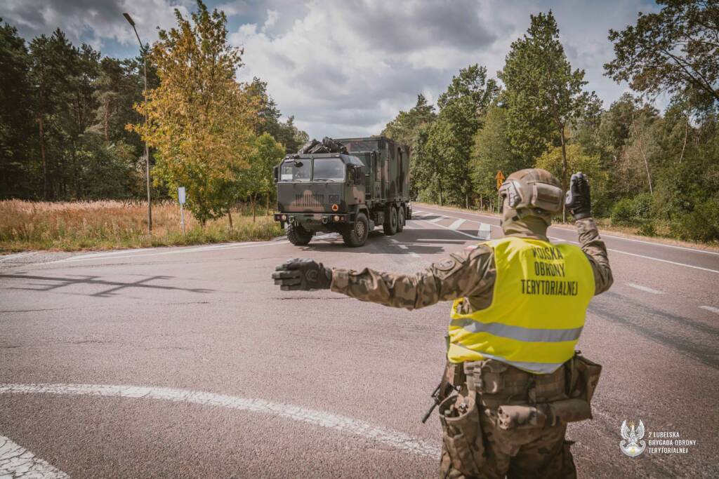 2lbot 2 2025 08 26 114904