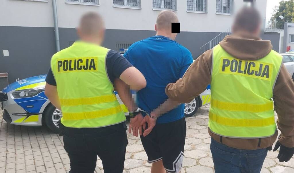 345 273750 2025 08 26 221203