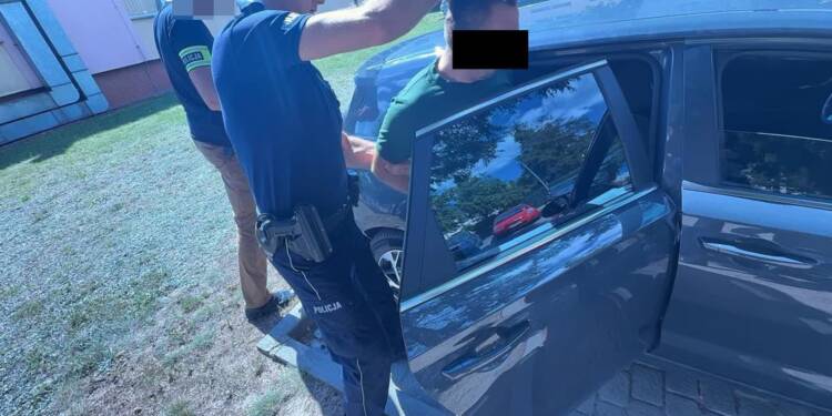 349 273533 g 2025 08 20 180806