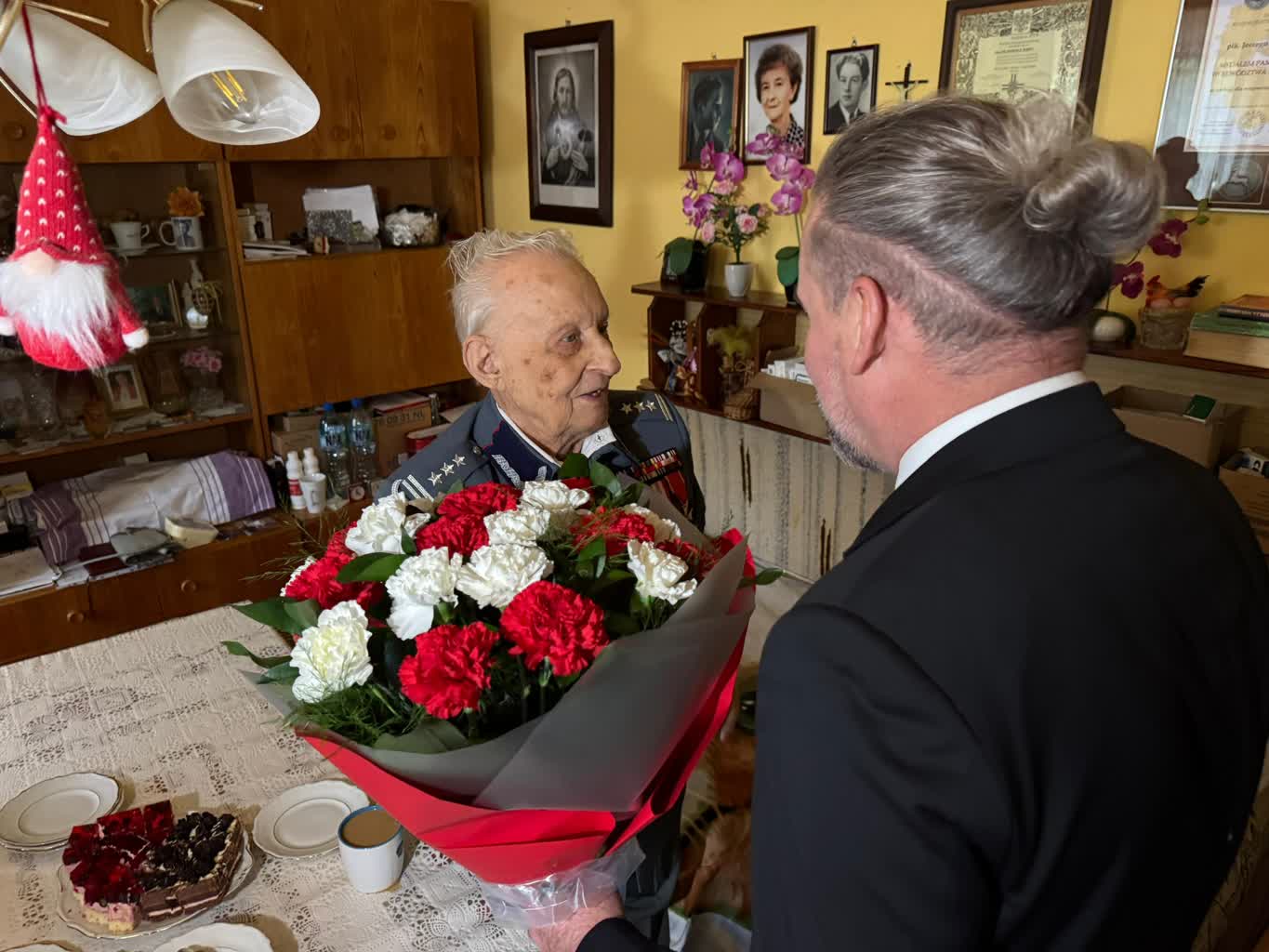 „To była walka o naród, o Polskę". Powstaniec warszawski o niepodległościowym zrywie 2 526587828_1072278348425531_7599138451214956359_n.jpg