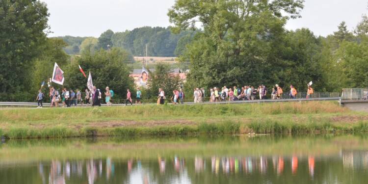 Trzeci dzień Lubelskiej Pielgrzymki. Pątnicy pokonają dziś ponad 16 km 1 527811476 1065119579106286 692342443441184631 n 2025 08 05 101850